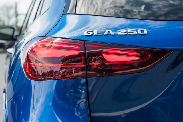 Certified 2024 Mercedes-Benz GLA 250 4MATIC image 7
