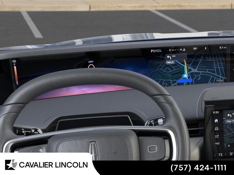 Used 2026 Lincoln Nautilus Premier AWD/4WD image 13