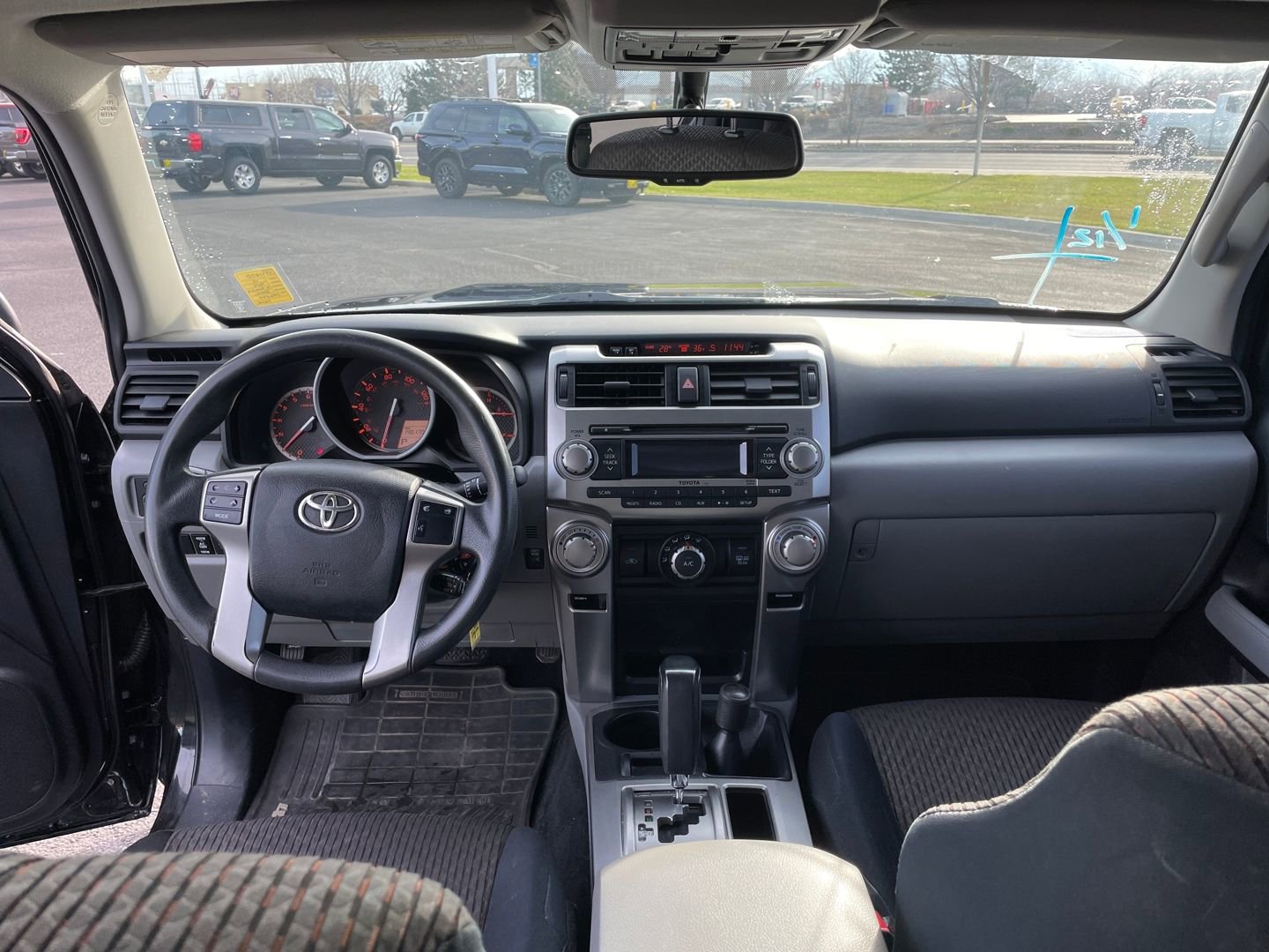 Used 2012 Toyota 4Runner SR5 image 12