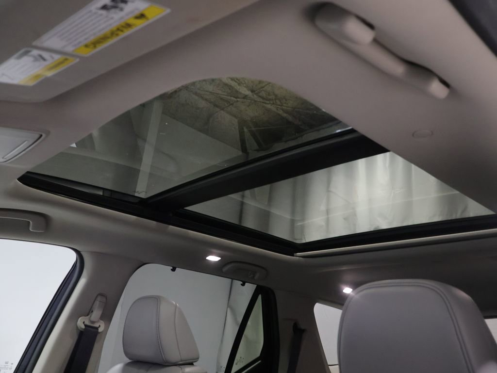 Used 2025 Honda Pilot Touring image 34