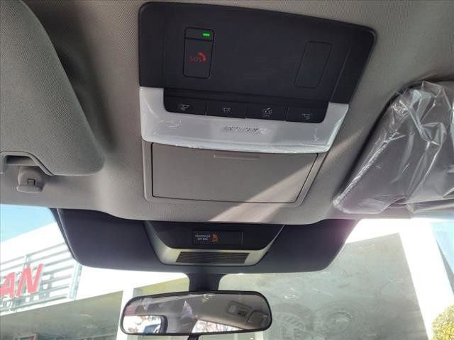 New 2025 Nissan Pathfinder SV image 27