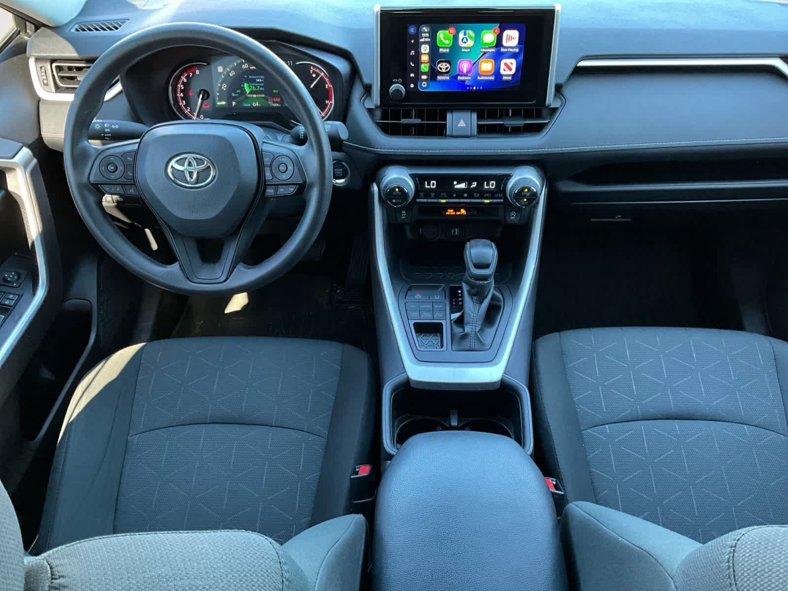 Used 2024 Toyota RAV4 XLE AWD/4WD image 13