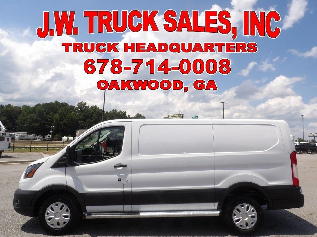 Used 2025 Ford Transit 250 Low Roof w/ Exterior Upgrade Package RWD image 2