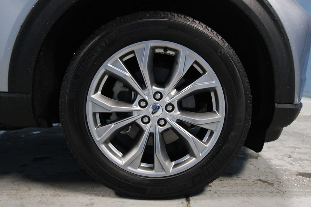 Used 2022 Ford Explorer Limited w/ Equipment Group 301A image 39