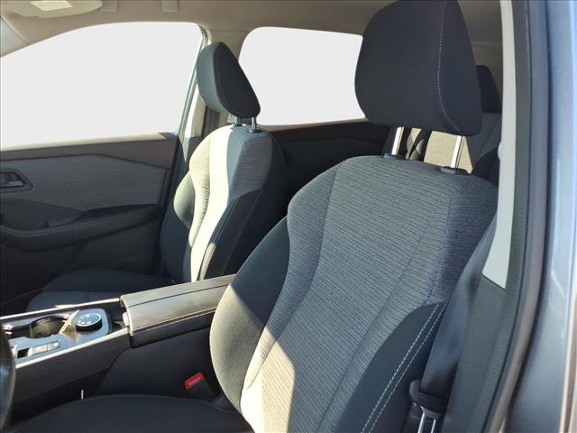 Used 2022 Nissan Rogue S AWD/4WD image 16