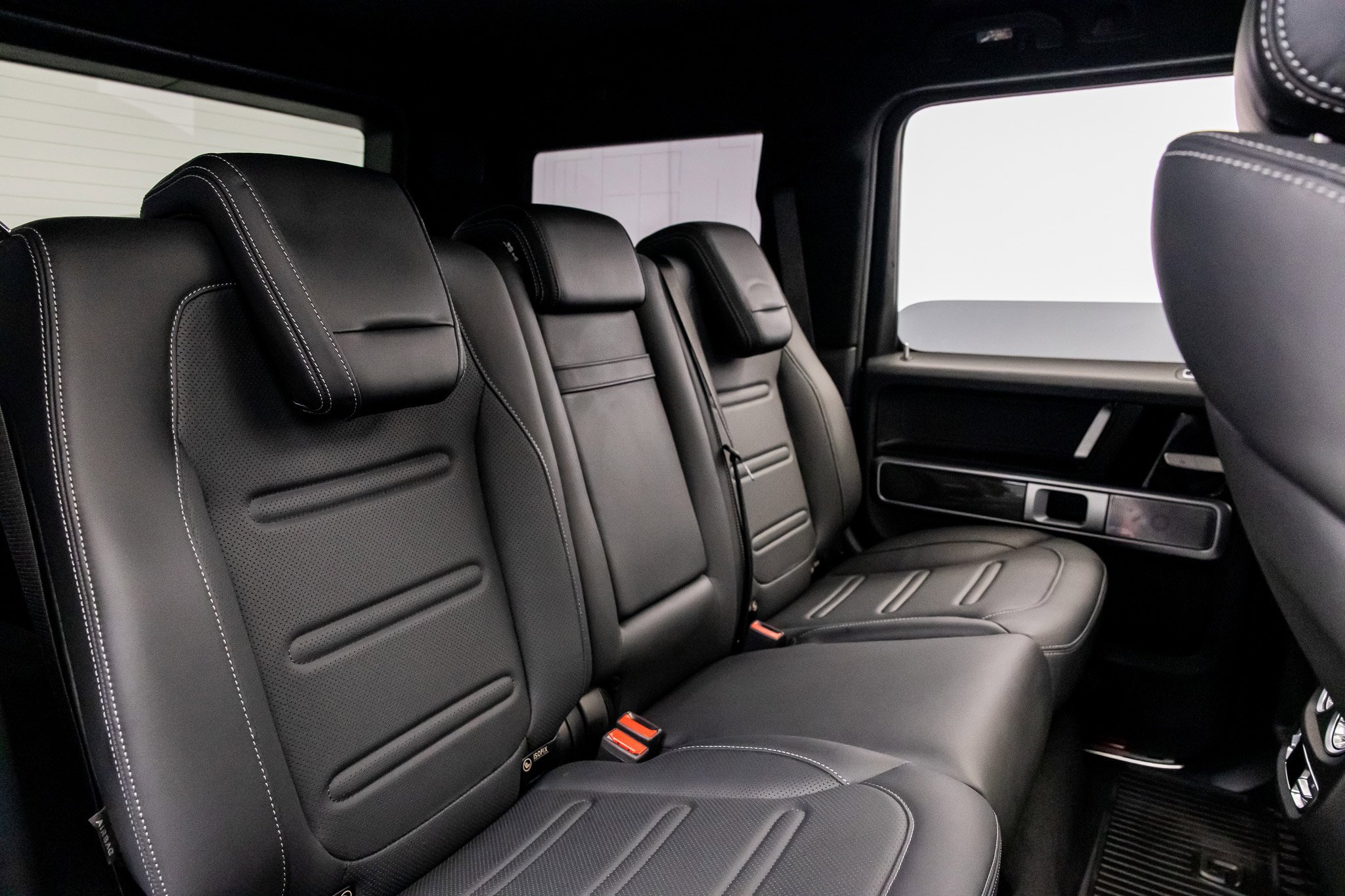 Used 2023 Mercedes-Benz G 550 image 38