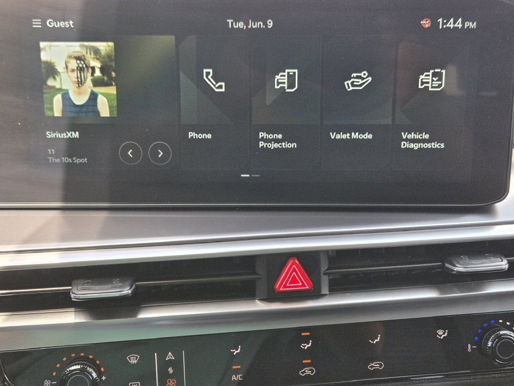 New 2026 Kia Sorento LX FWD image 12