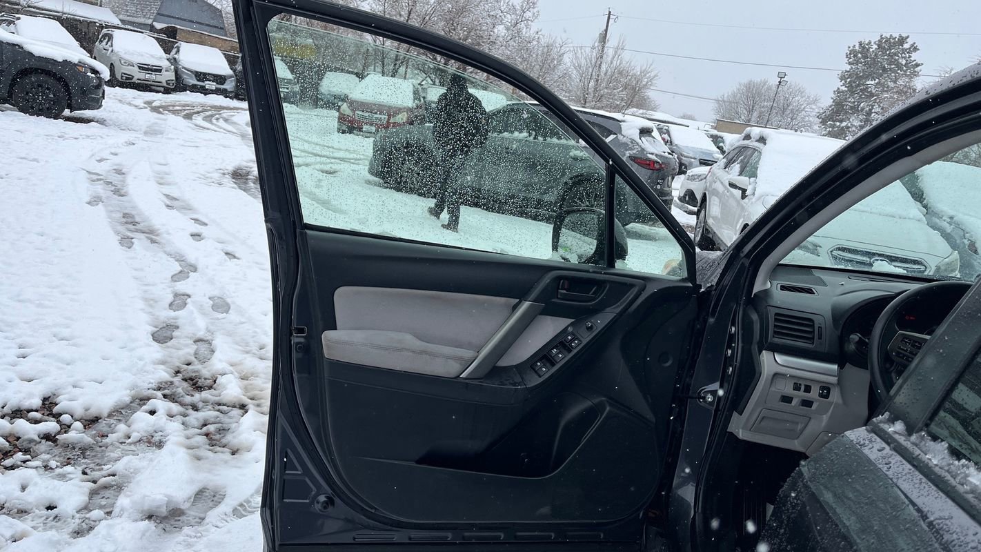 Used 2015 Subaru Forester 2.5i Premium image 10