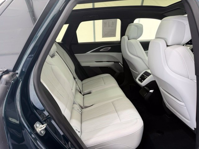 Used 2025 Cadillac Lyriq Luxury w/ LPO, Floor Liner Package AWD/4WD image 24