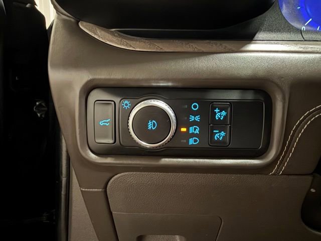 Used 2020 Ford Explorer Platinum w/ Premium Technology Package image 39