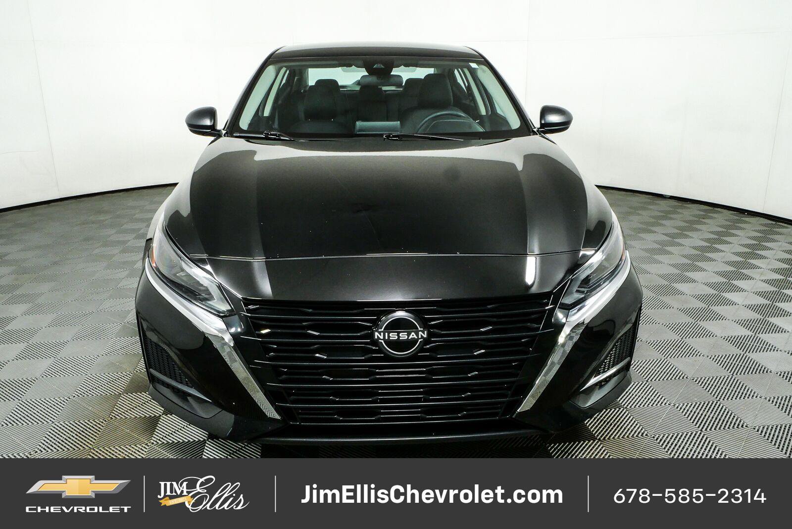 Used 2024 Nissan Altima 2.5 SV FWD image 24