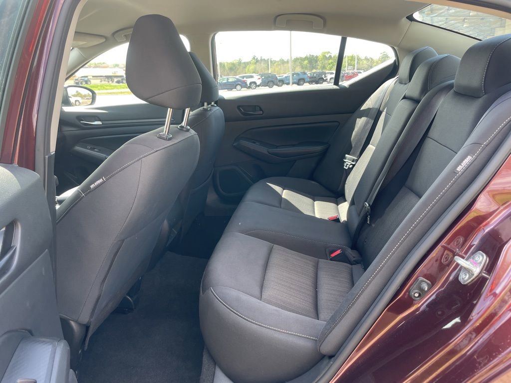 Used 2024 Nissan Altima 2.5 SV image 13