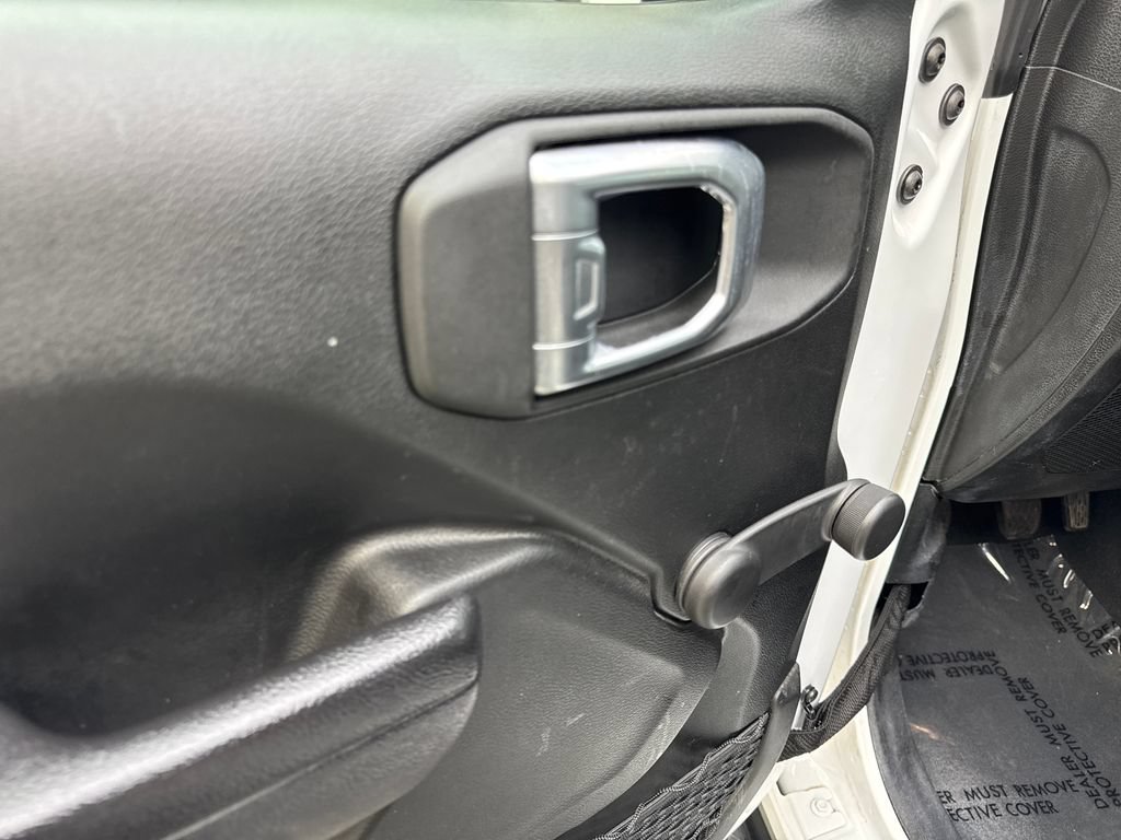 Used 2022 Jeep Wrangler Sport AWD/4WD image 31
