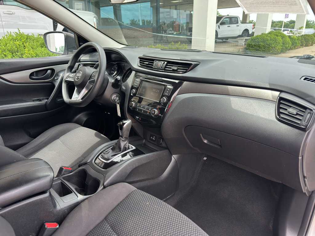 Used 2020 Nissan Rogue Sport S FWD image 27