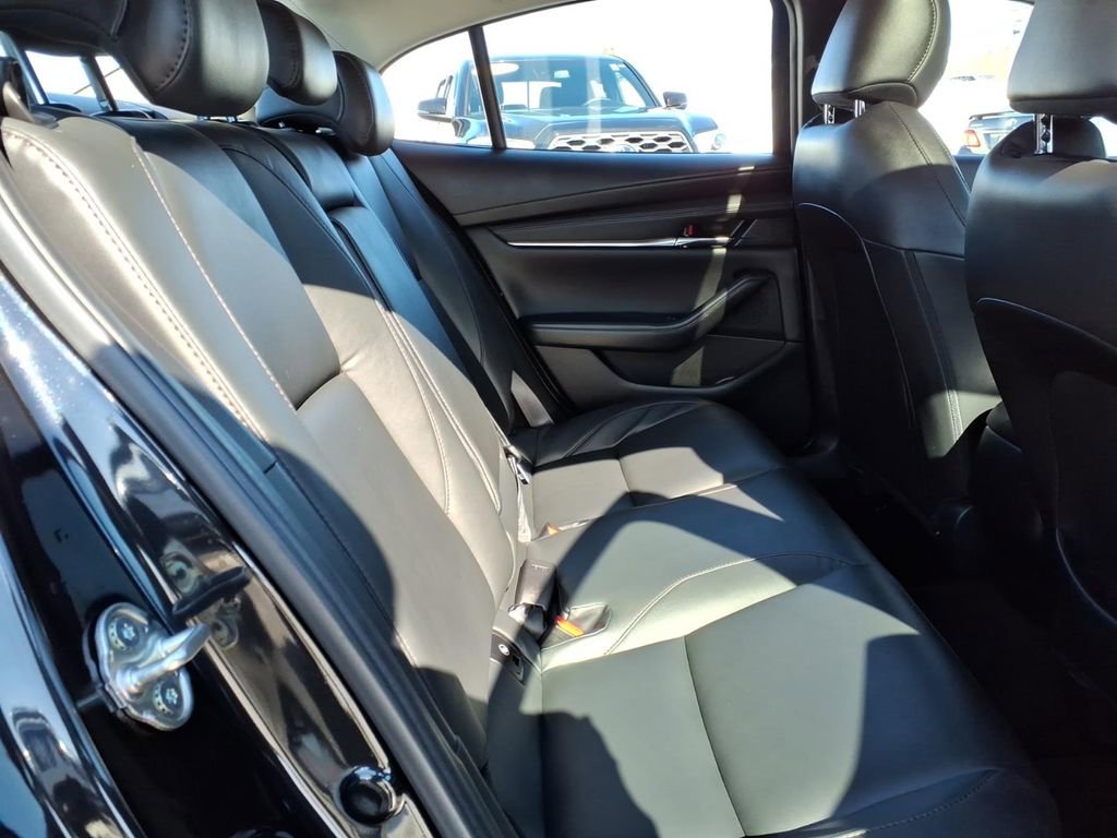 Used 2025 MAZDA MAZDA3 s image 7