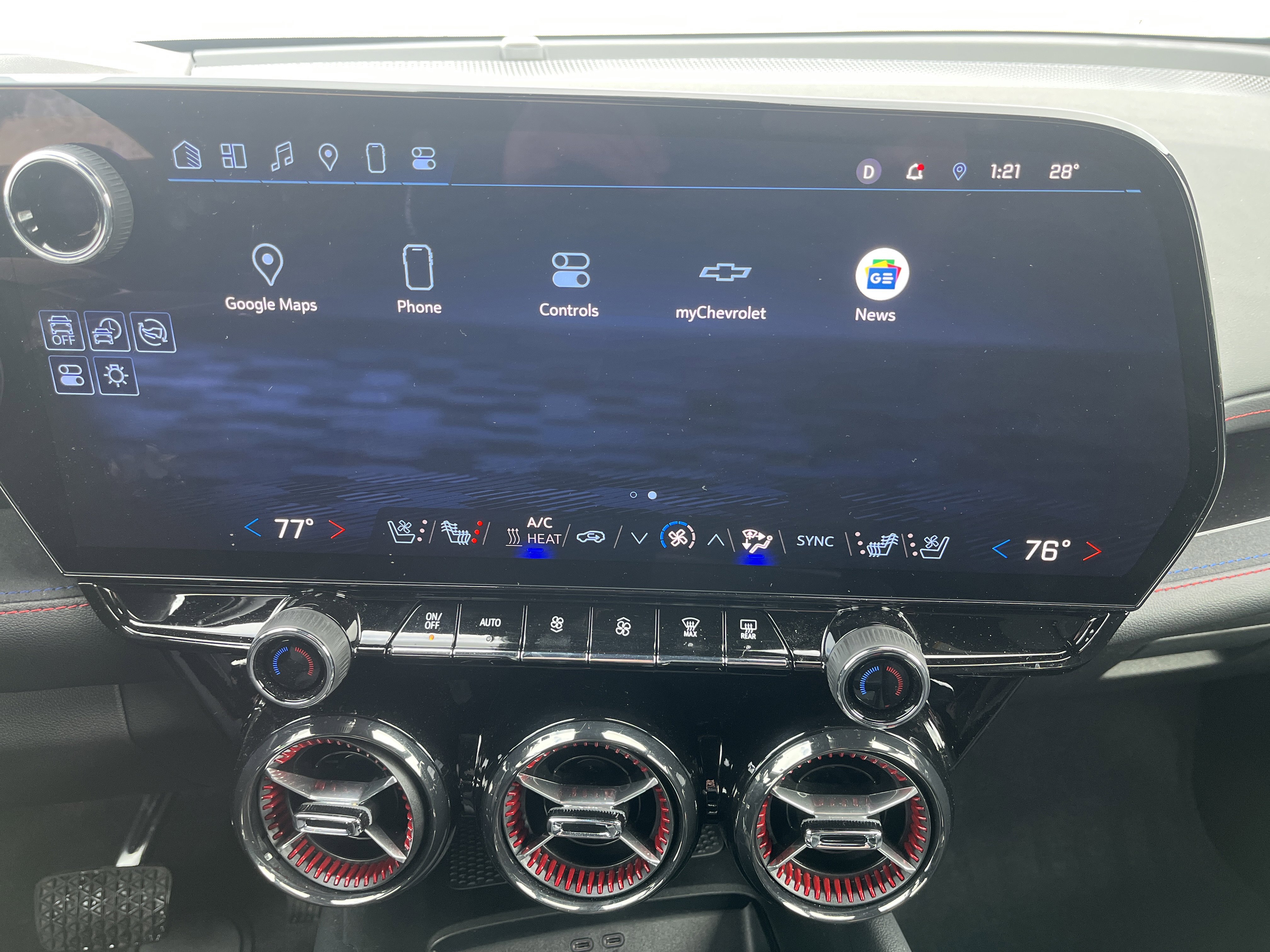 Used 2025 Chevrolet Blazer EV RS image 25