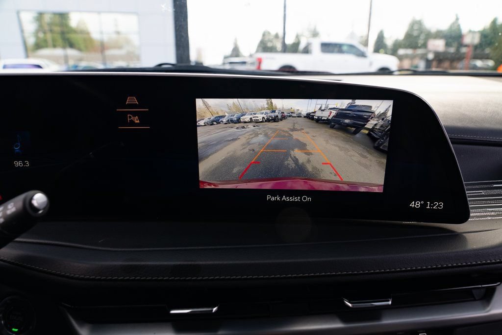 Used 2023 Cadillac XT4 Premium Luxury AWD/4WD image 14