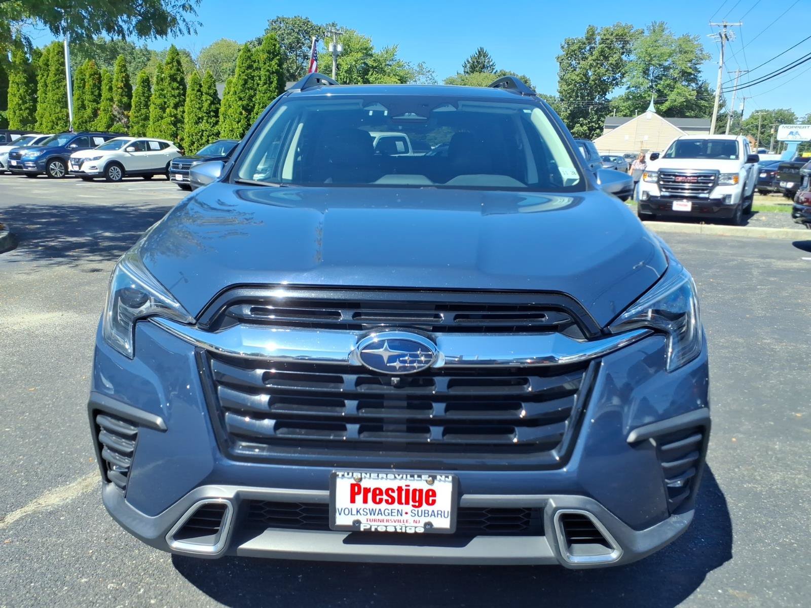 Used 2023 Subaru Ascent Touring AWD/4WD image 6