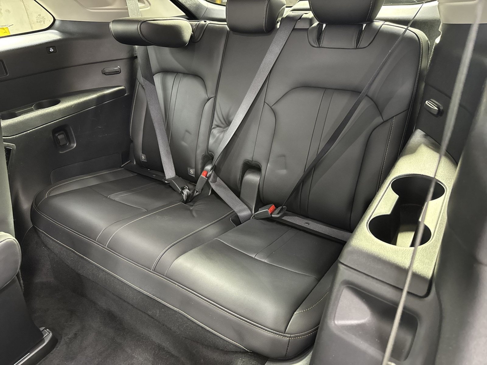 Used 2024 MAZDA CX-90 Plug-In Hybrid w/ Preferred AWD/4WD image 38