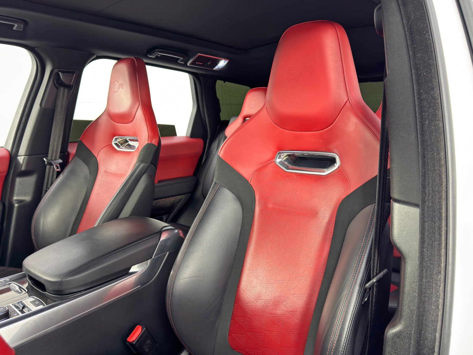 Used 2019 Land Rover Range Rover Sport SVR image 43