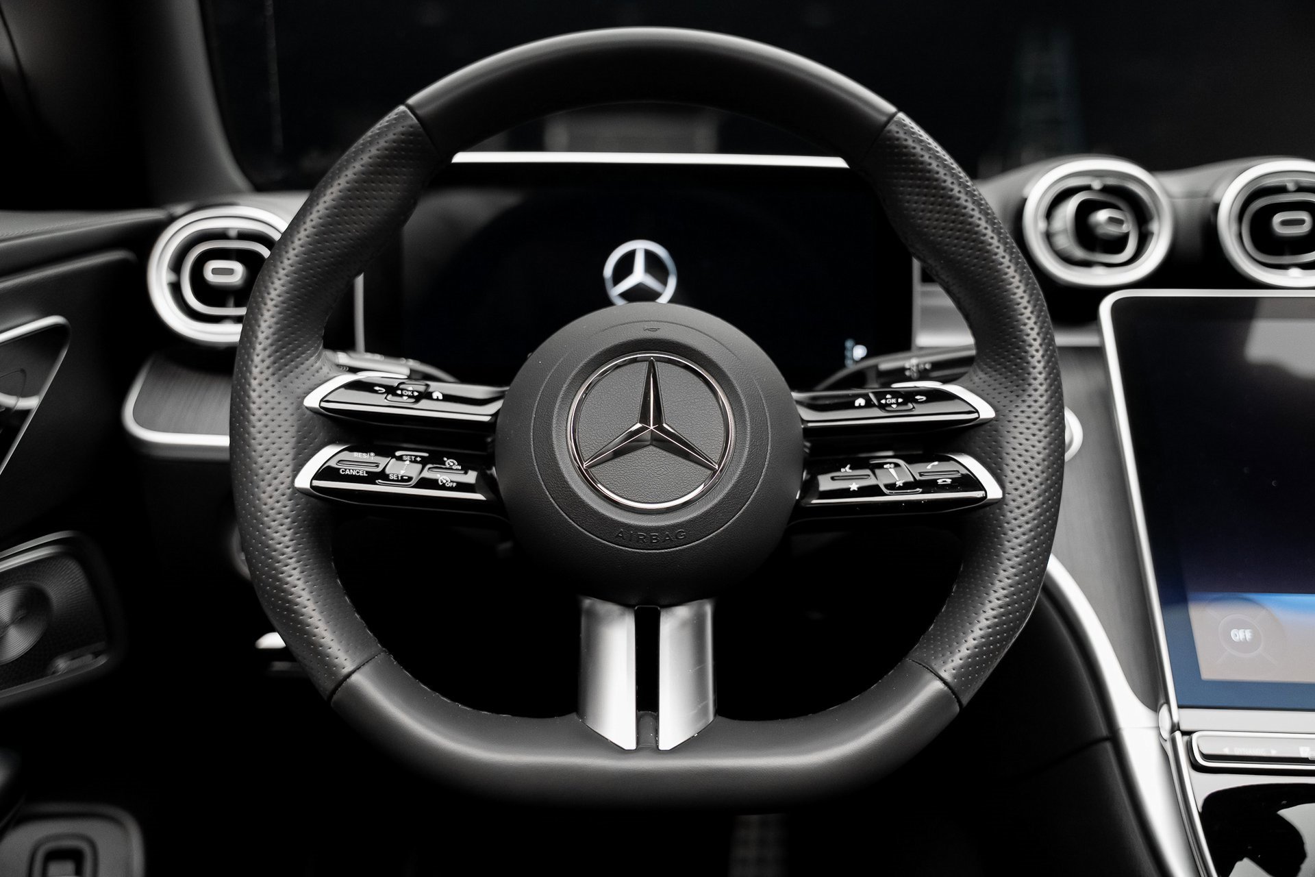 Used 2024 Mercedes-Benz CLE 300 4MATIC Cabriolet image 45