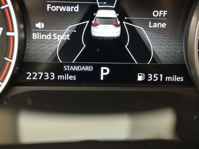 Used 2025 Nissan Rogue SV image 18