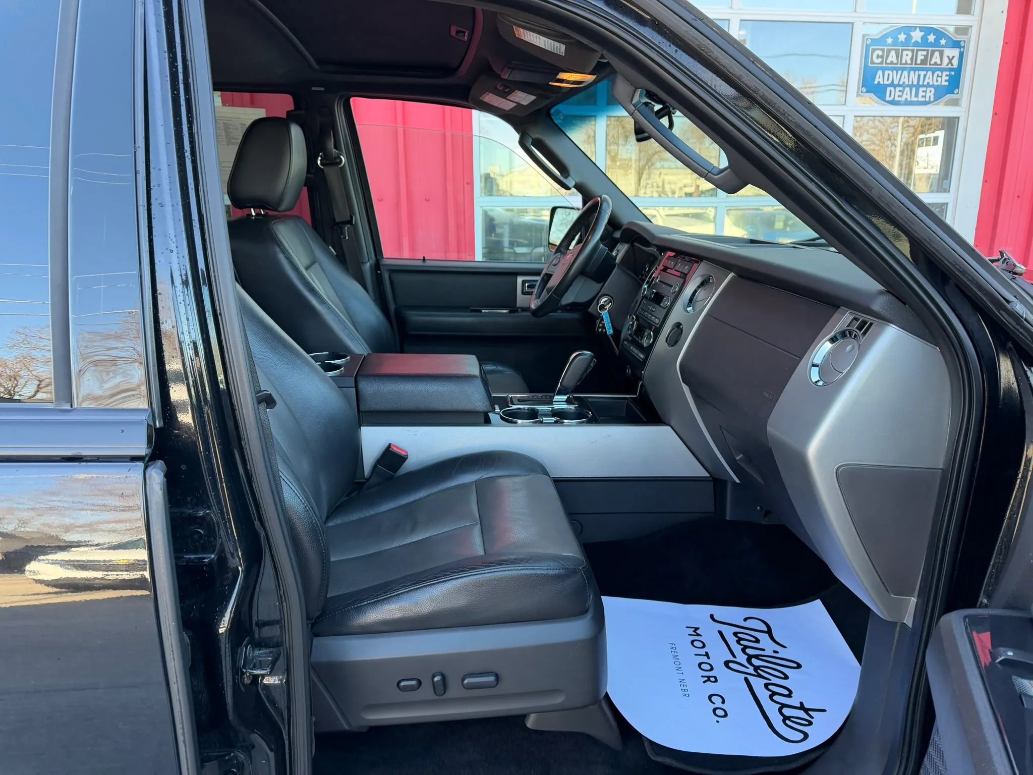 Used 2011 Ford Expedition XLT w/ 202A Rapid Spec Order Code image 14