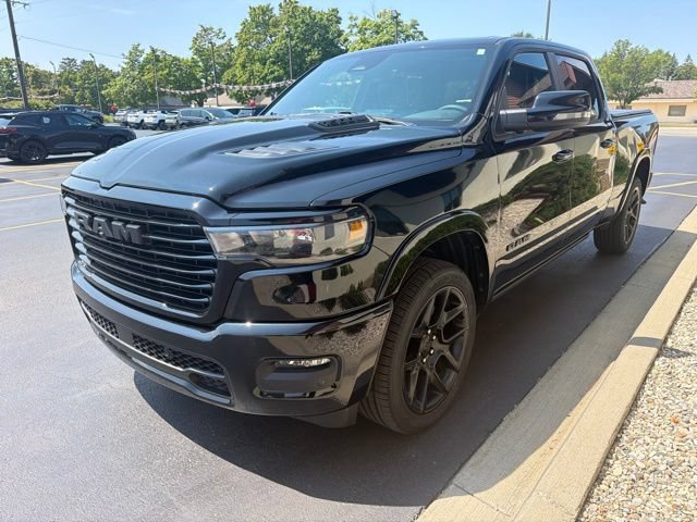 Used 2025 RAM 1500 Laramie w/ Night Edition AWD/4WD image 32