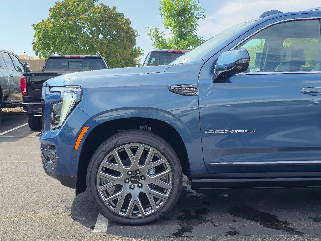 New 2026 GMC Yukon XL Denali Ultimate AWD/4WD image 37