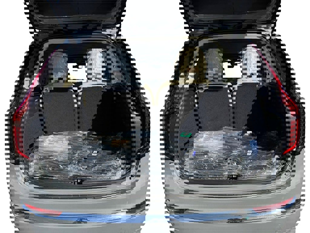 New 2025 Volvo XC90 B6 Ultra w/ Protection Package Premier image 5