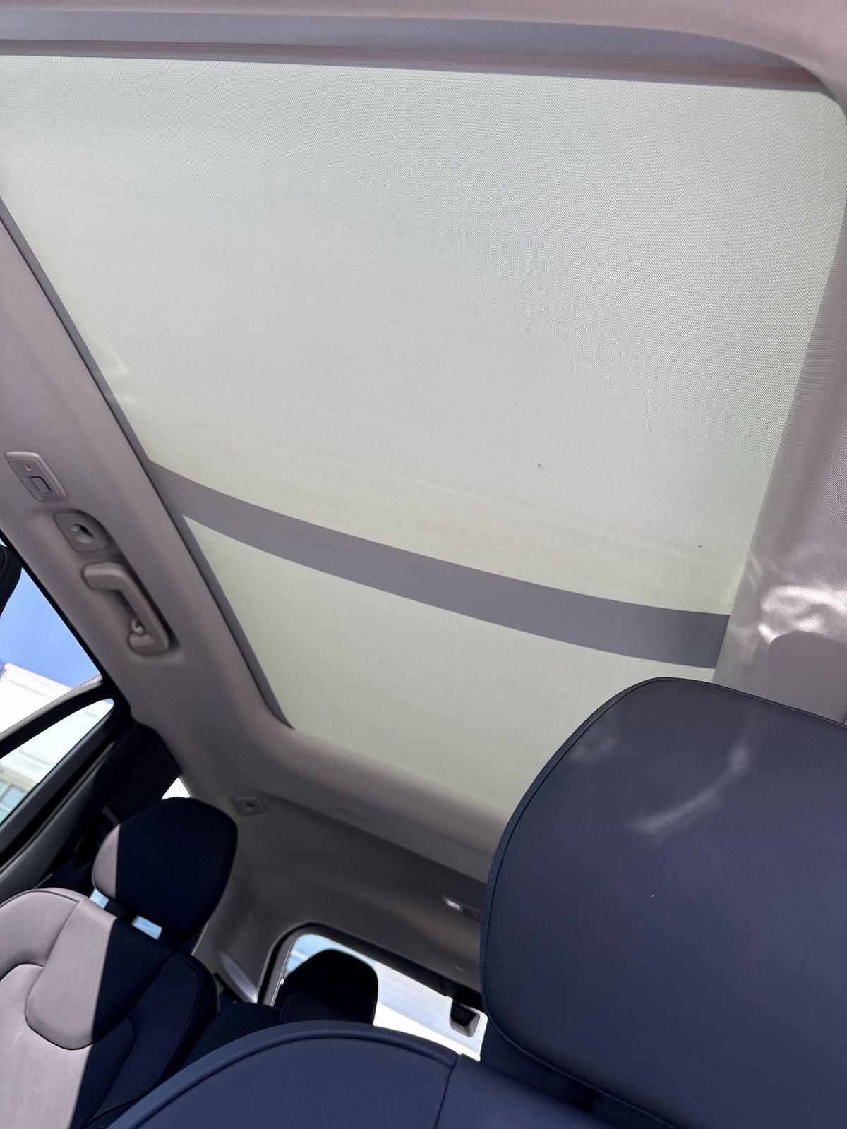 New 2026 Volvo XC90 B5 Plus w/ Protection Package Premier image 18