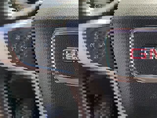 Used 2016 GMC Canyon SLT w/ Driver Alert Package image 24