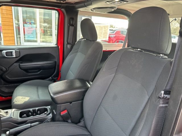 Used 2023 Jeep Wrangler Sport image 17