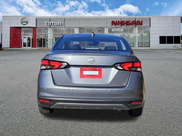 New 2025 Nissan Versa SV w/ Trunk Package FWD image 5