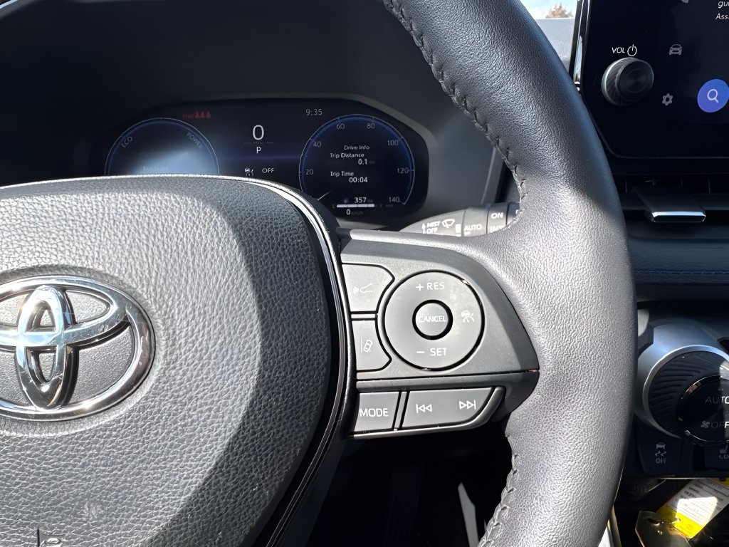 Used 2024 Toyota RAV4 XSE w/ Advanced Technology Package AWD/4WD image 32