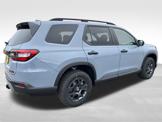 New 2026 Honda Pilot TrailSport image 8