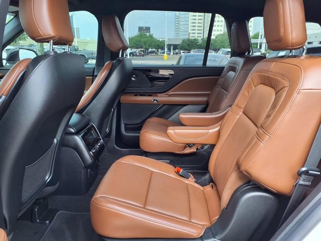 Certified 2022 Lincoln Aviator Reserve w/ Equipment Group 201A RWD image 5