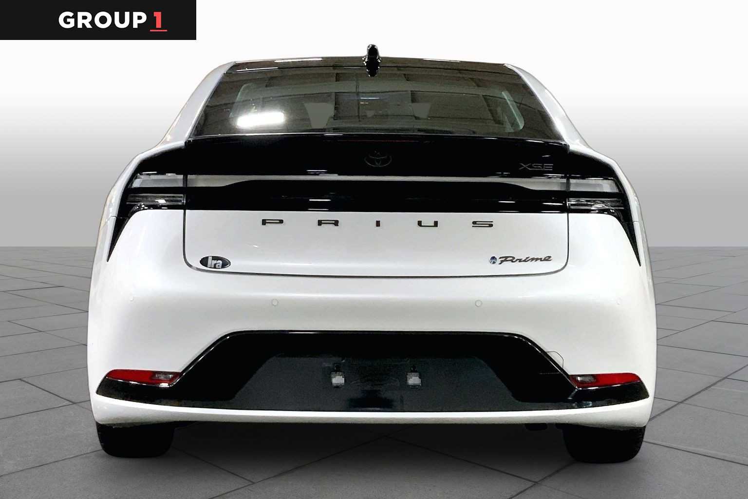 Used 2024 Toyota Prius Prime Premium FWD image 5