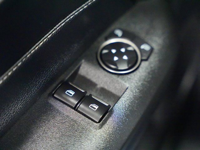 Used 2021 Ford Mustang Shelby GT500 w/ Technology Package image 26