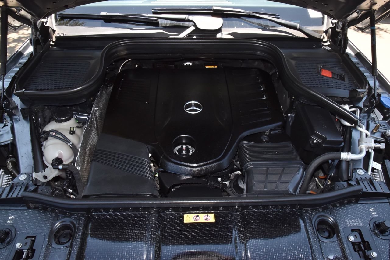 Used 2024 Mercedes-Benz GLS 450 4MATIC image 40