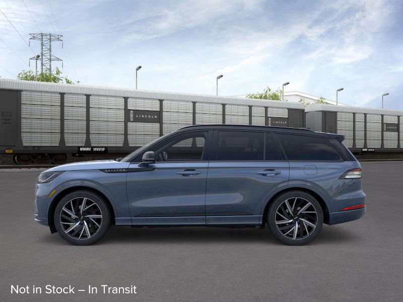 New 2026 Lincoln Aviator Black Label w/ Black Label Special Edition image 3