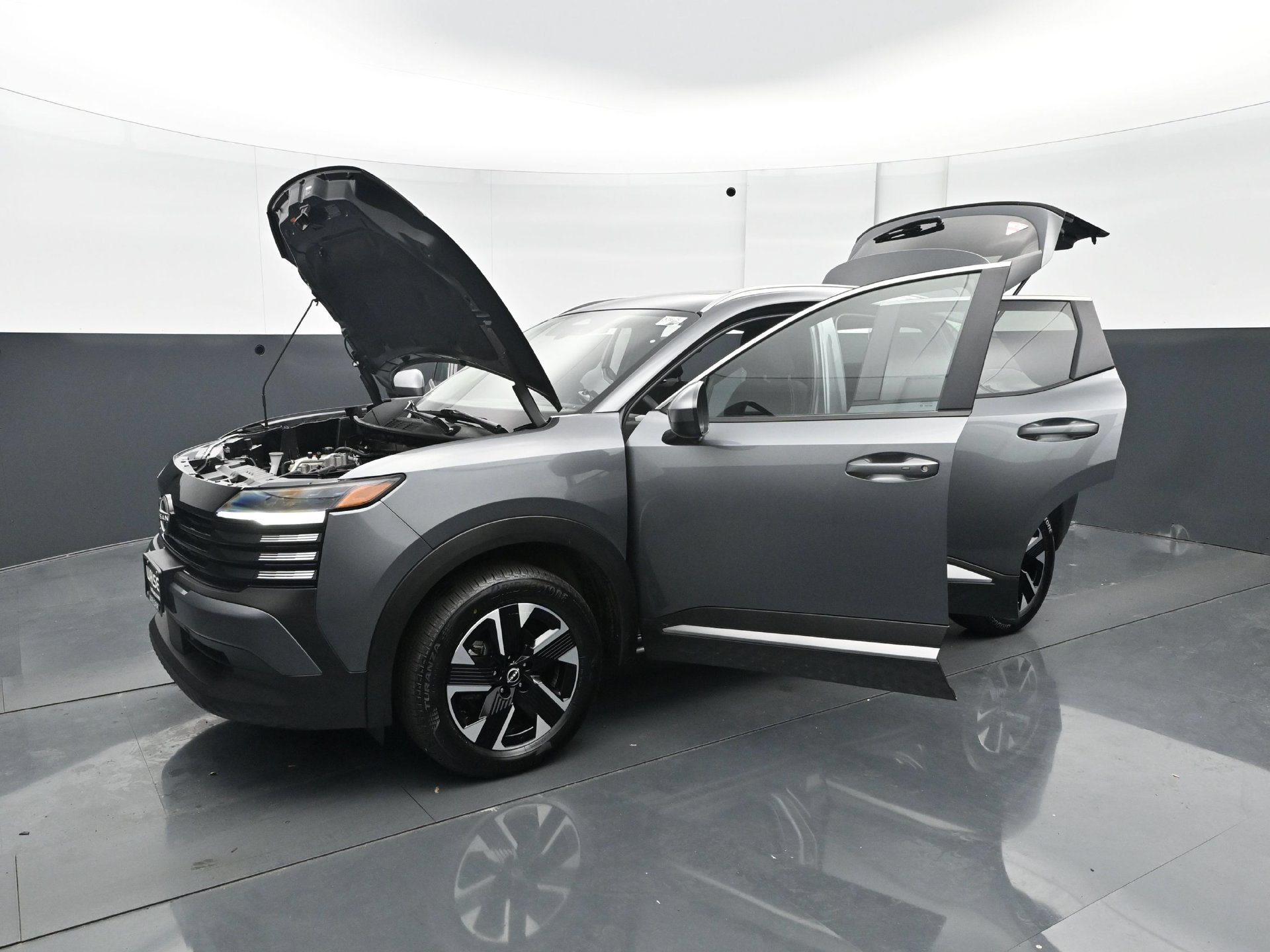 Used 2025 Nissan Kicks SV w/ SV Premium Package AWD/4WD image 29