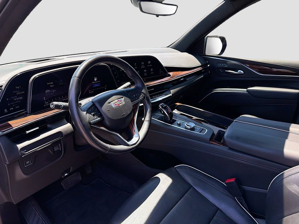 Used 2022 Cadillac Escalade Premium Luxury RWD image 28