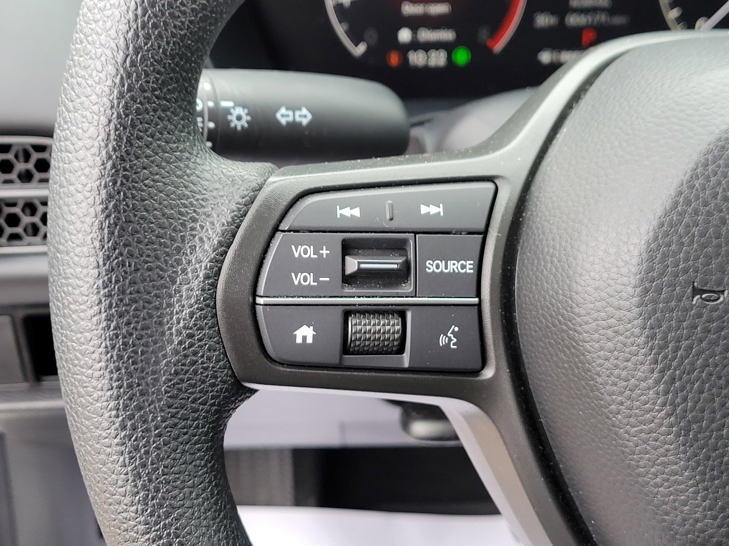 Certified 2025 Honda HR-V LX image 22
