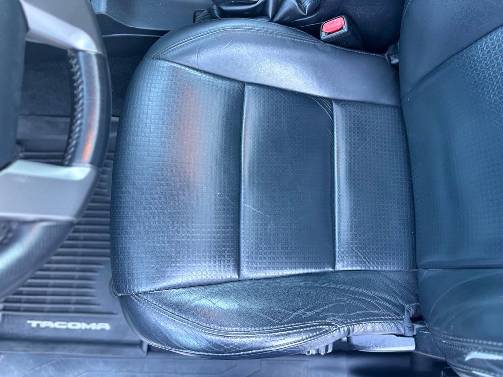 Used 2018 Toyota Tacoma Limited AWD/4WD image 16