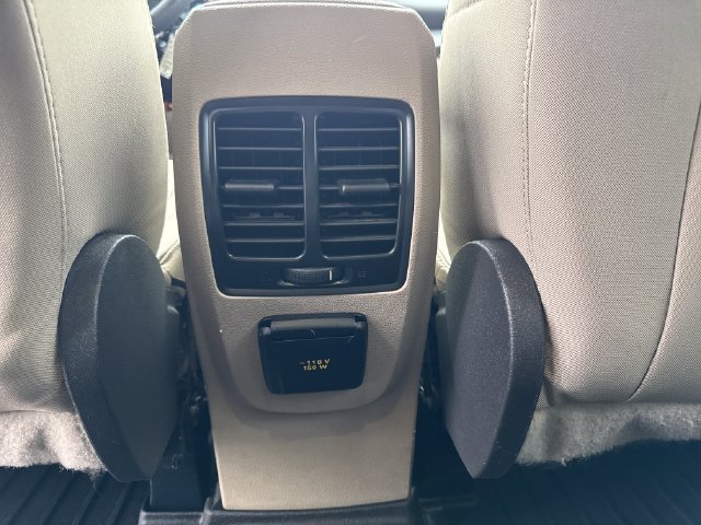Used 2017 Ford Escape SE w/ Equipment Group 201A AWD/4WD image 29