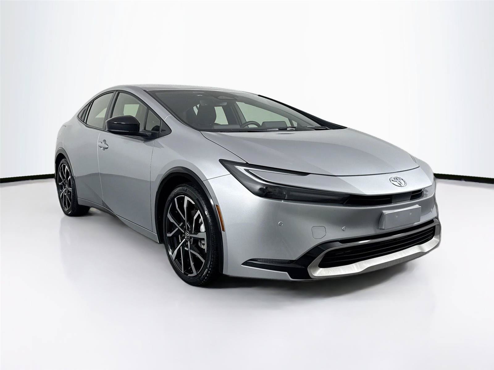 Certified 2025 Toyota Prius Plug-In Hybrid FWD image 10