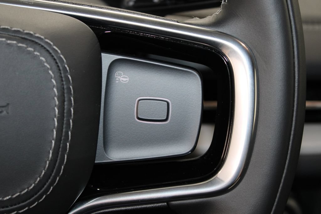 New 2027 Lincoln Navigator Premiere RWD image 40