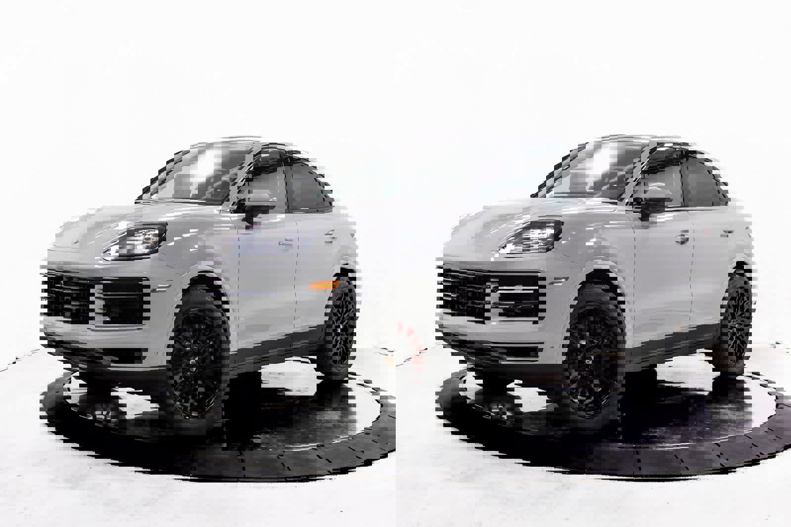 New 2026 Porsche Cayenne S image 1