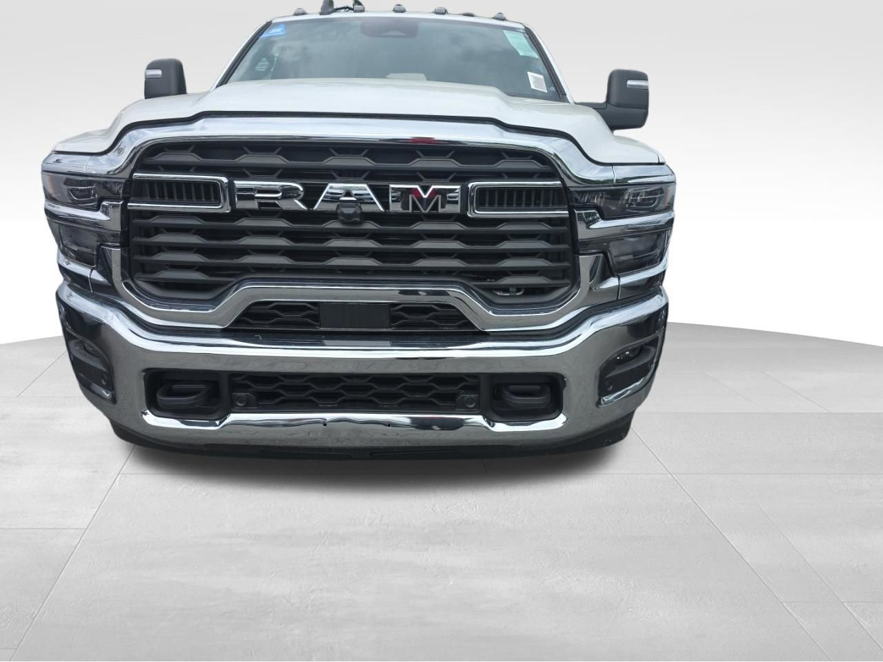 New 2026 RAM 3500 Tradesman AWD/4WD image 31